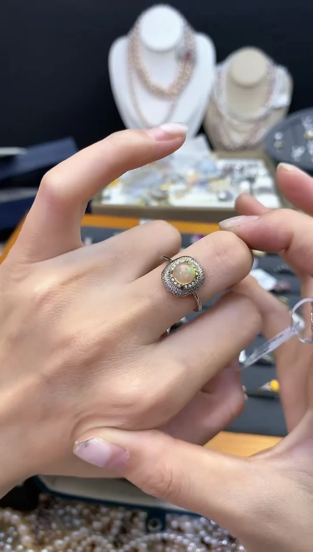 【闪购商品】欧泊46银S925镶嵌精工镶嵌*戒指