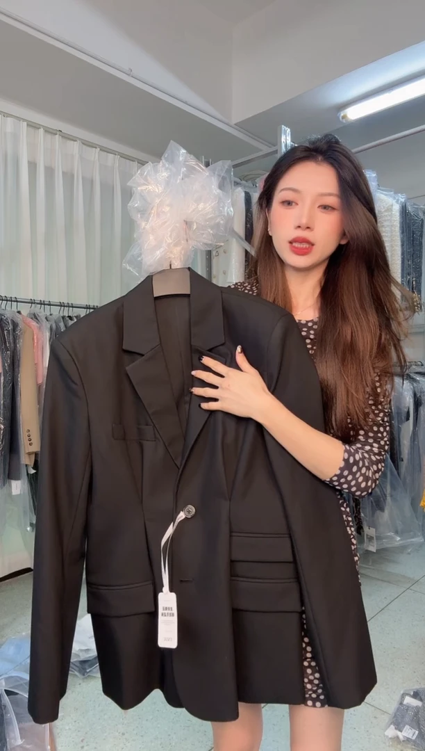 宽松西装 S码数 穿105内