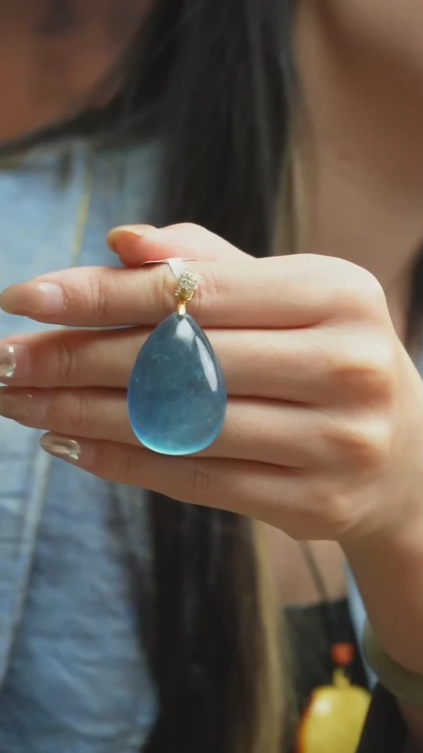 未镶嵌颈饰海蓝宝石I26