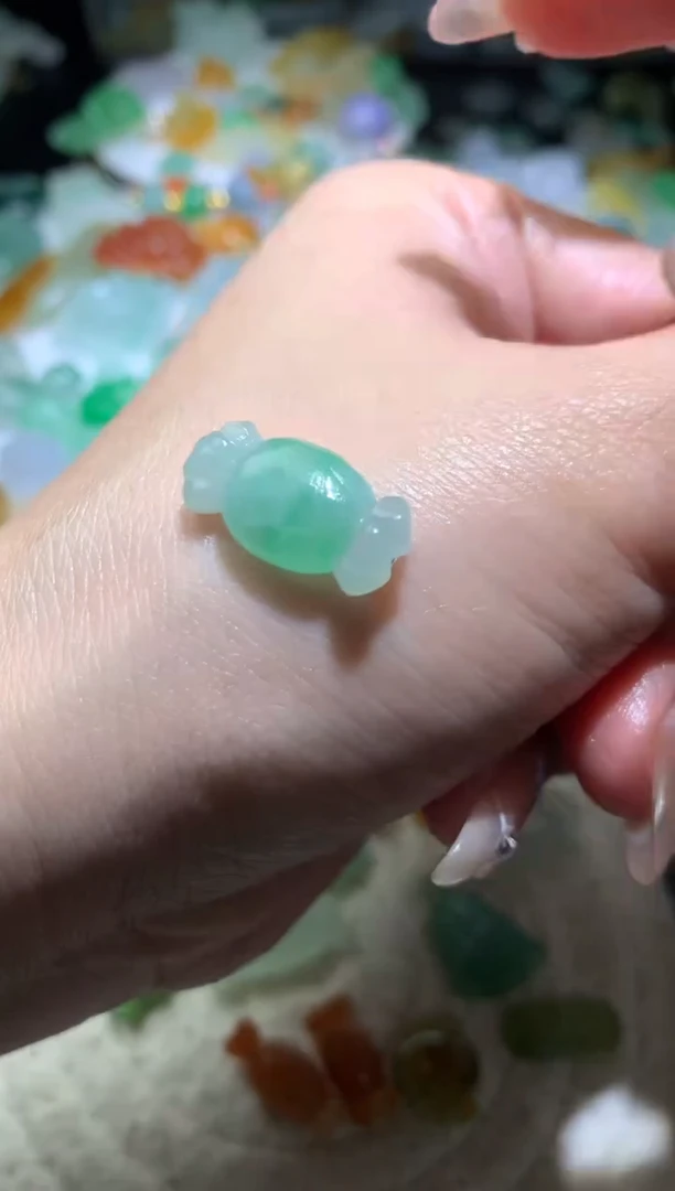 定制翡翠未镶嵌毛货