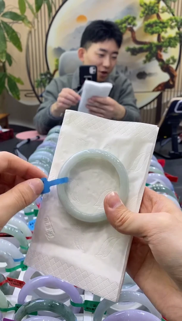 未镶嵌手镯翡翠9598