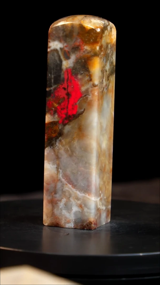 鸡血石刘关张鸡血石