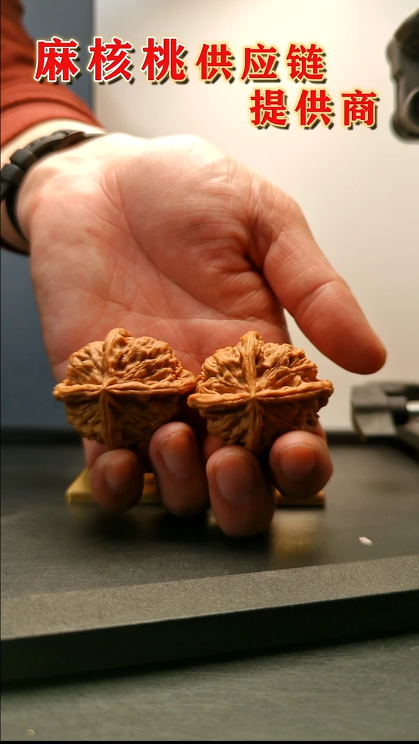 把件文玩核桃小**哥全品玉玺四棱47