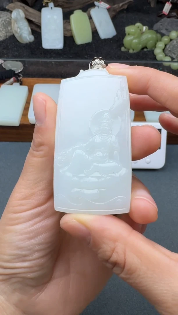 颈饰未镶嵌和田玉2