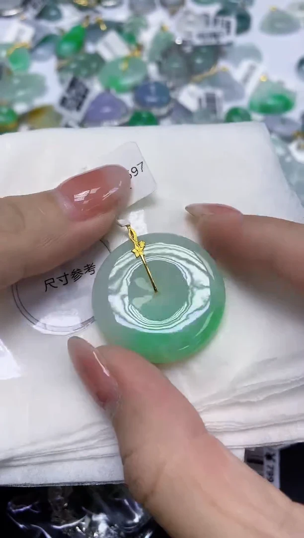 颈饰18K金镶嵌翡翠天然缅甸翡翠A货百元以上9元证书费自理