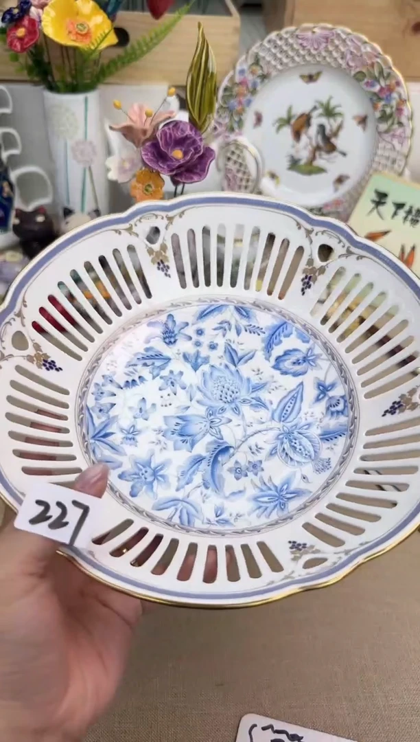 瓷片泡泡家的瓷器真好看