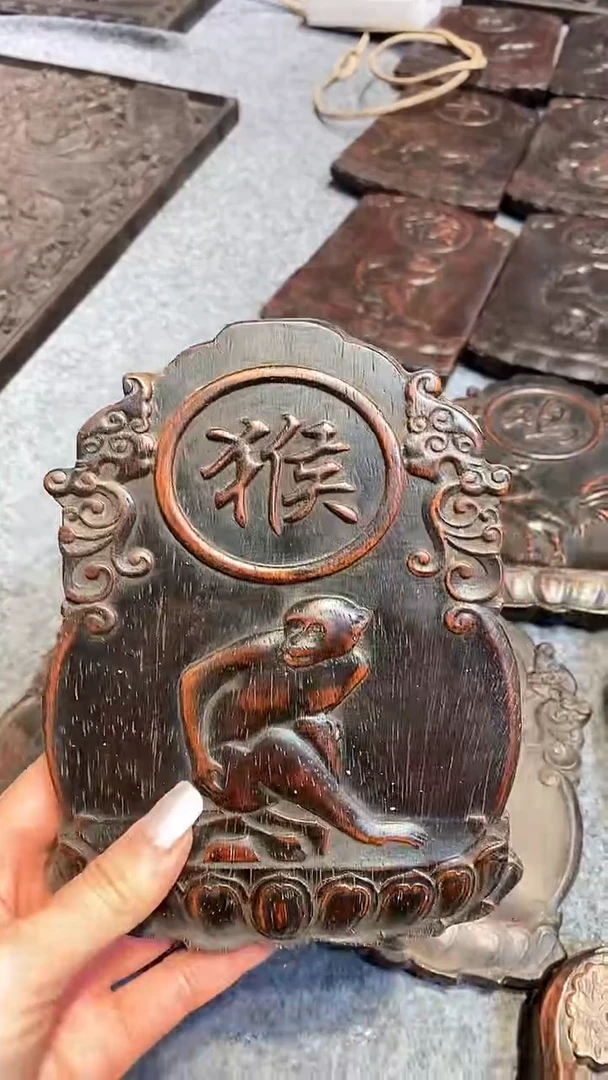 木紫檀雕刻一物一拍以直播间为准