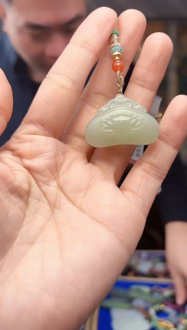 【闪购商品】和田玉颈饰未镶嵌拍一发一