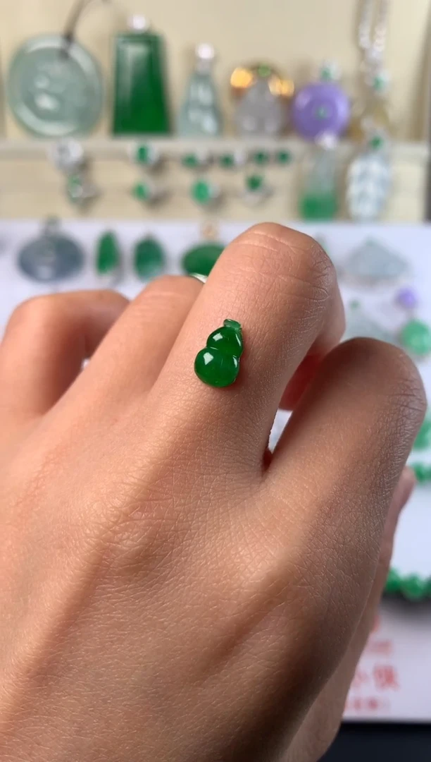 未镶嵌定制翡翠裸石（镶嵌定制）