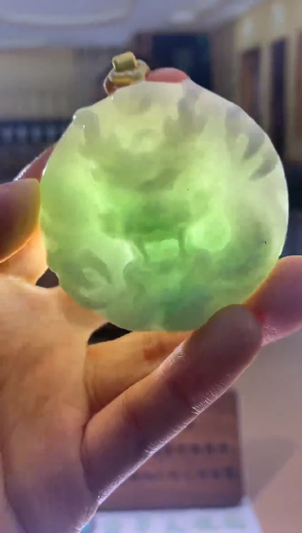 颈饰未镶嵌翡翠翡翠挂件 多样性发一件