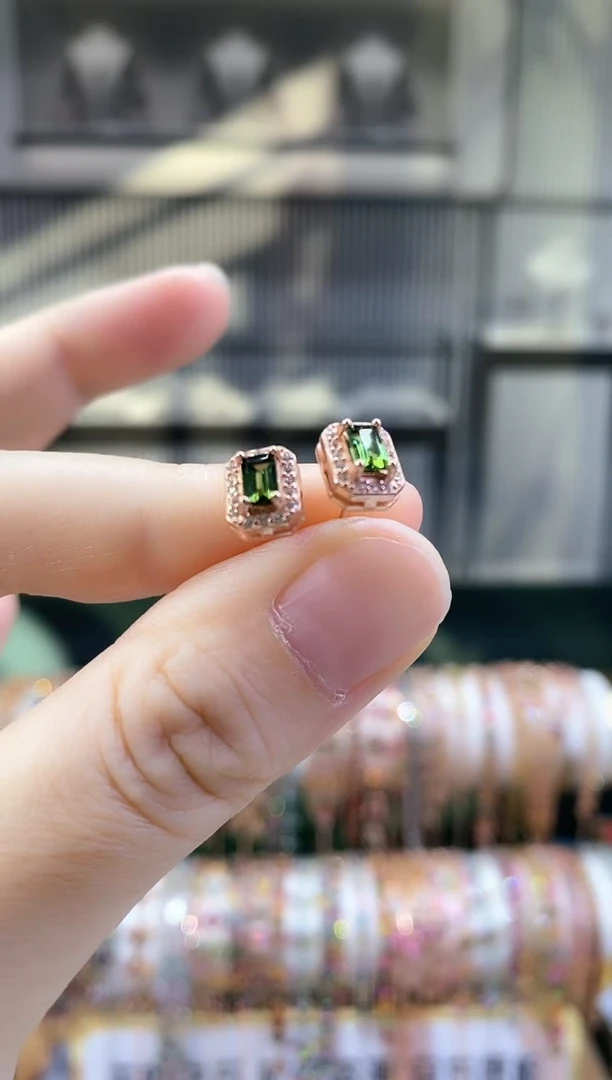 银S925镶嵌耳钉碧玺66666666