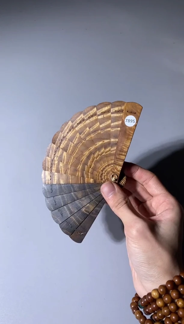【闪购商品】金丝楠木雕789号10cm金丝楠木小叶桢楠掌中扇