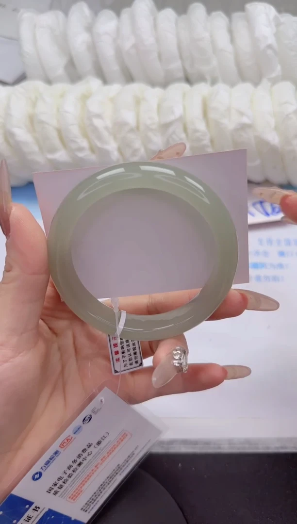 石英质玉手镯未镶嵌59-60.4