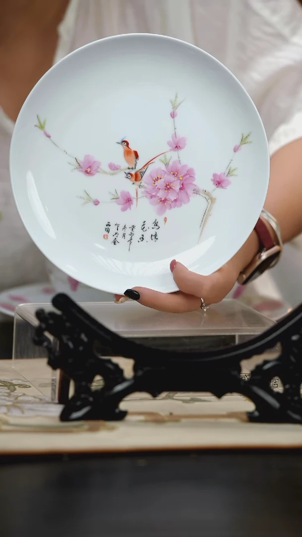 8寸水点桃花装饰盘