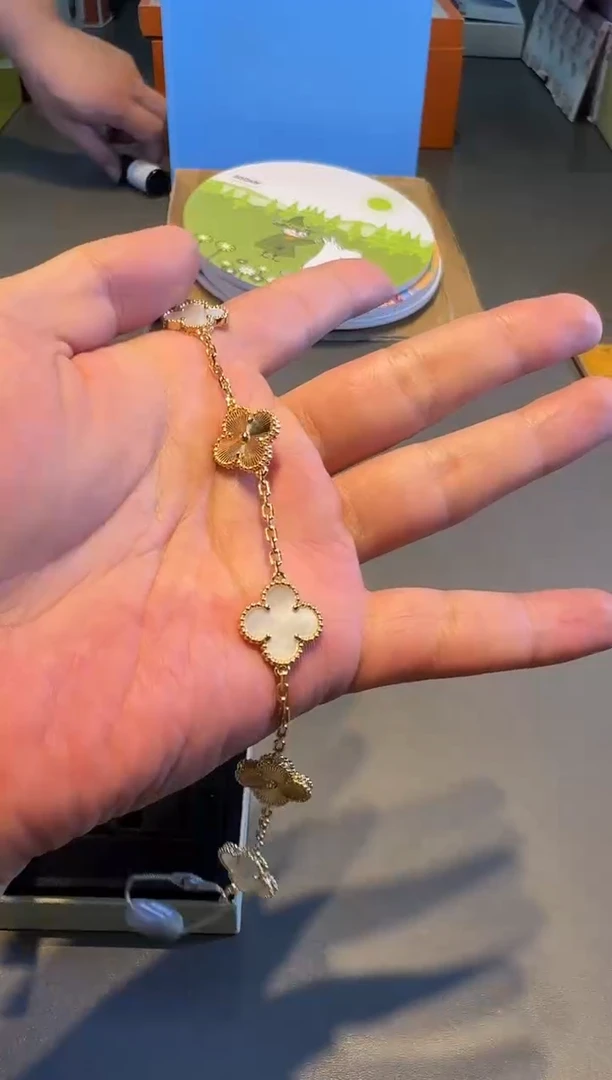 名品折扣名品折扣名品折扣