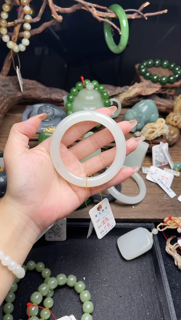 未镶嵌手镯和田玉新疆黑山 58+圈9012818