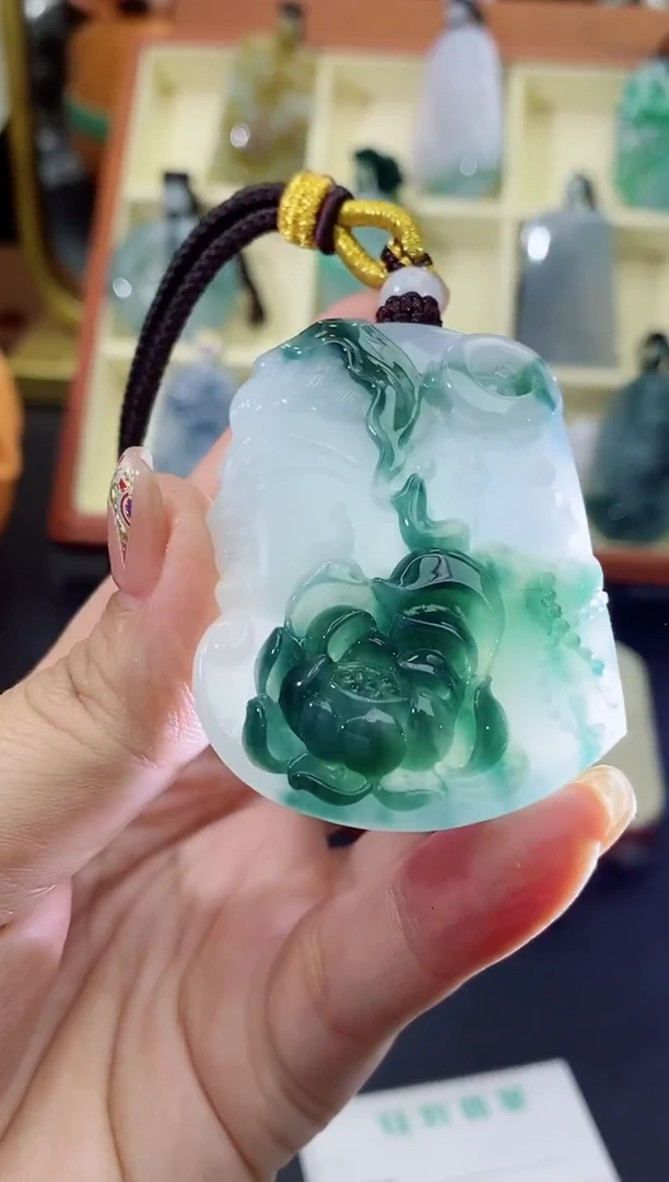 颈饰未镶嵌翡翠缅甸天然翡翠