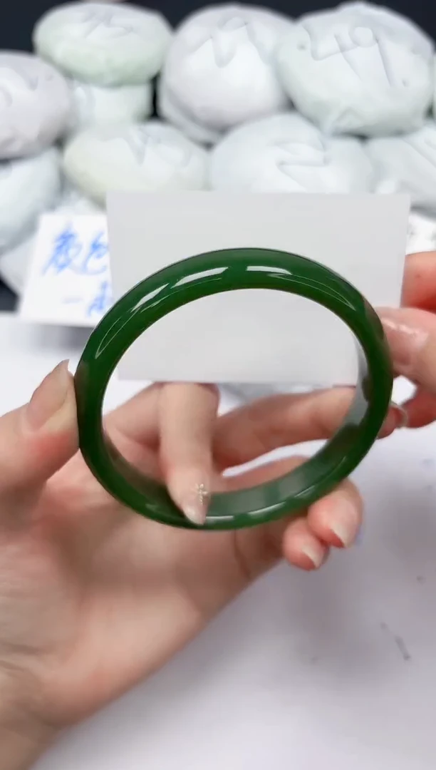 未镶嵌手镯石英质玉A101/66.1