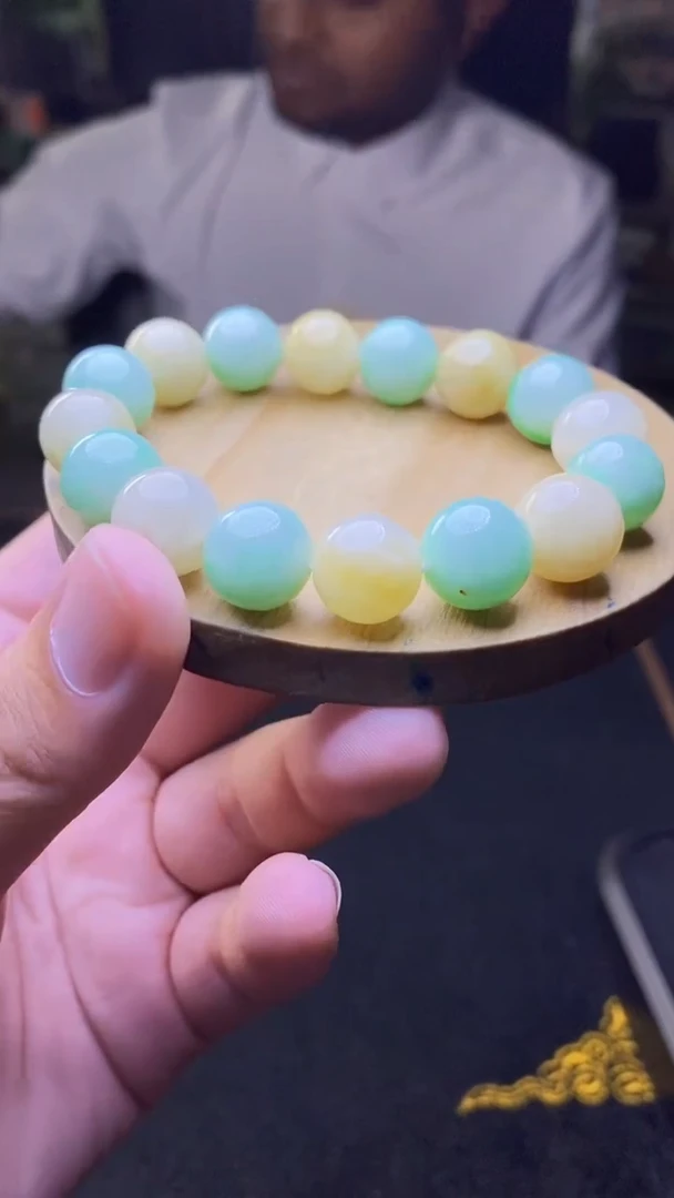 定制翡翠未镶嵌天然缅甸A货翡翠，多样性发货，拍一发一