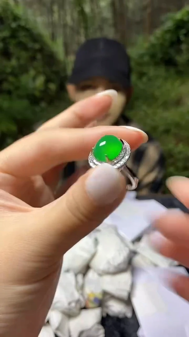 满色吊坠  所见即所得！