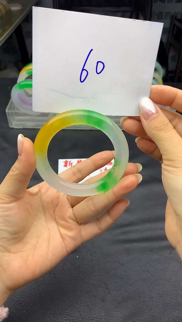 玉非料石英质玉时尚手镯