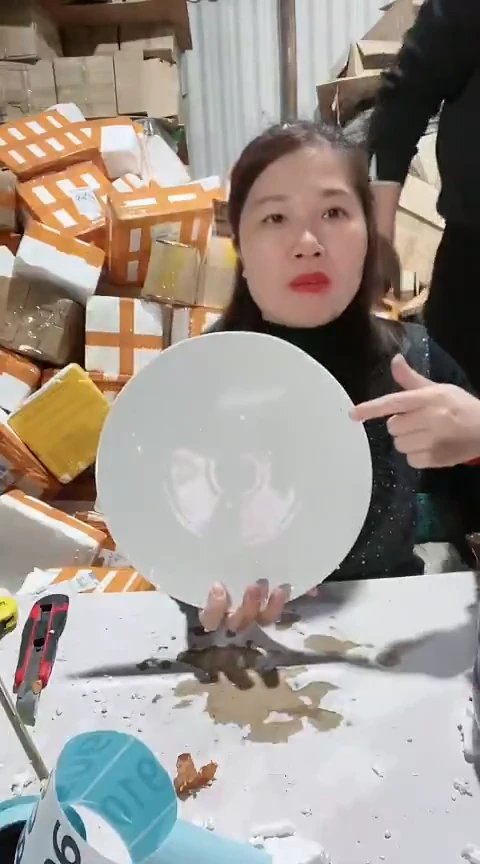 【闪购商品】瑕疵白色圆菜板一个