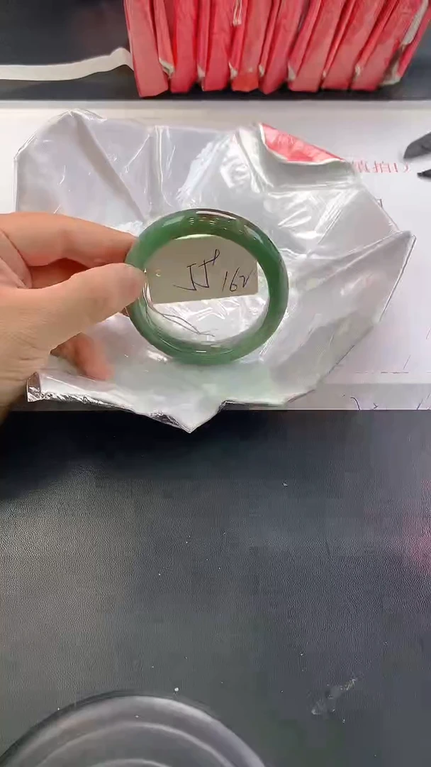 未镶嵌手镯翡翠162