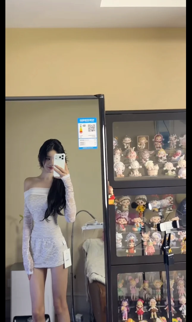 美式辣妹一字肩长袖T恤女秋冬季性感纯欲风修身露肩上衣配半身裙