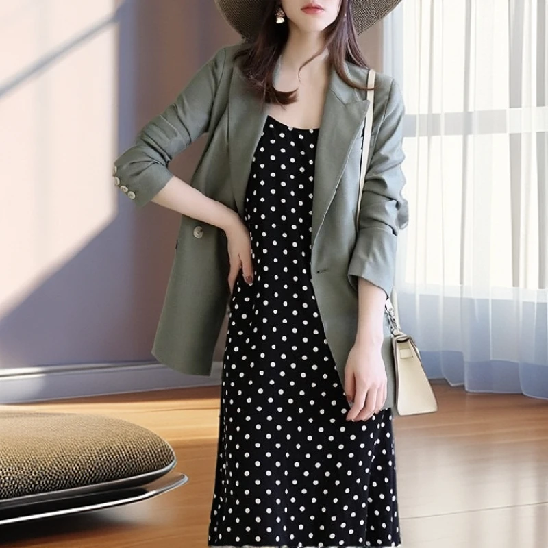 【雅岚女装】时尚洋气显瘦法式小众气质黑白波点吊带连衣裙气质春夏