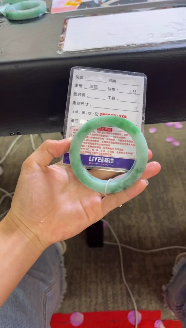 未镶嵌手镯定制翡翠用****6定制手镯不退不换