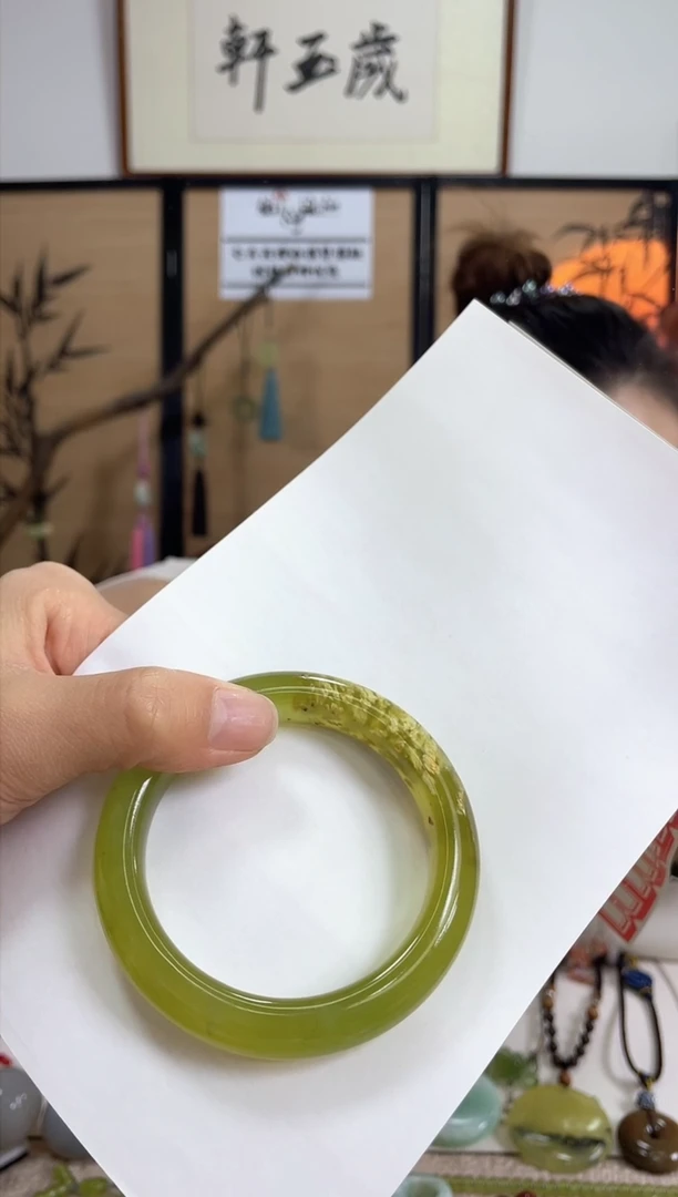 【闪购商品】岫玉手镯未镶嵌多样性发货其中发一 58圈口