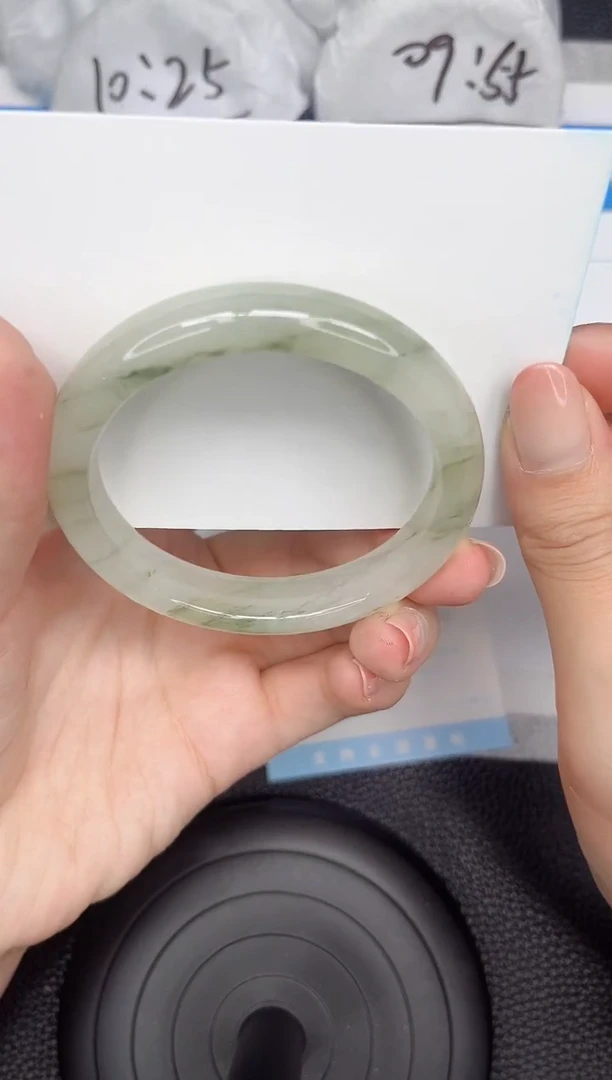 石英质玉手镯未镶嵌258-54.7