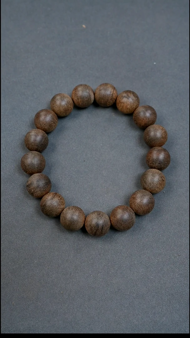 沉香沉香碎屑13mm金星菩萨棋老料18.32g