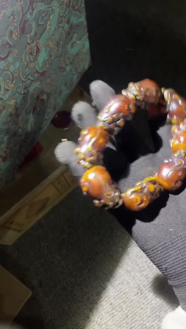 【闪购商品】蜜蜡手链未镶嵌54财财财财财财财财财财