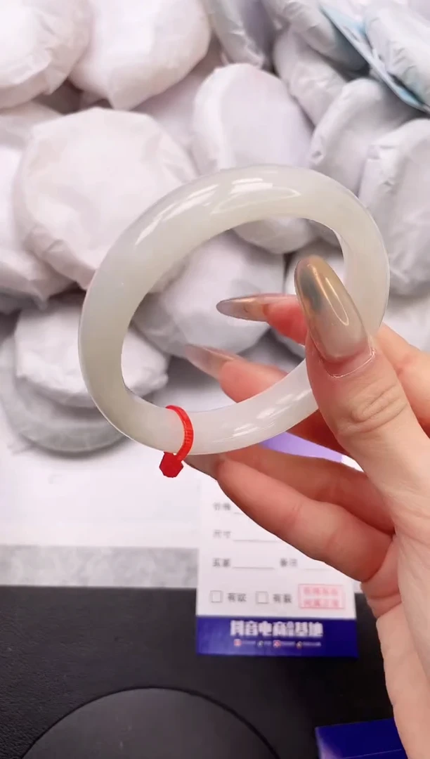 【闪购商品】和田玉手镯未镶嵌2K205-58