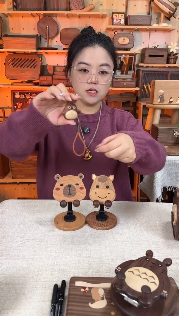 木乌檀木实木龙猫挂件2个