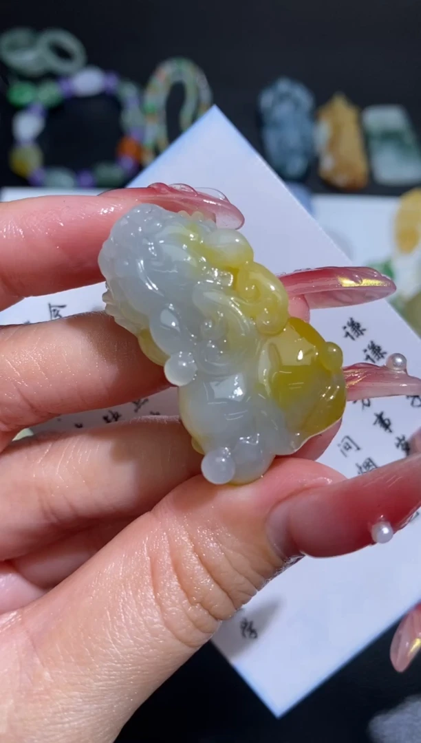 未镶嵌定制翡翠翡翠毛货~