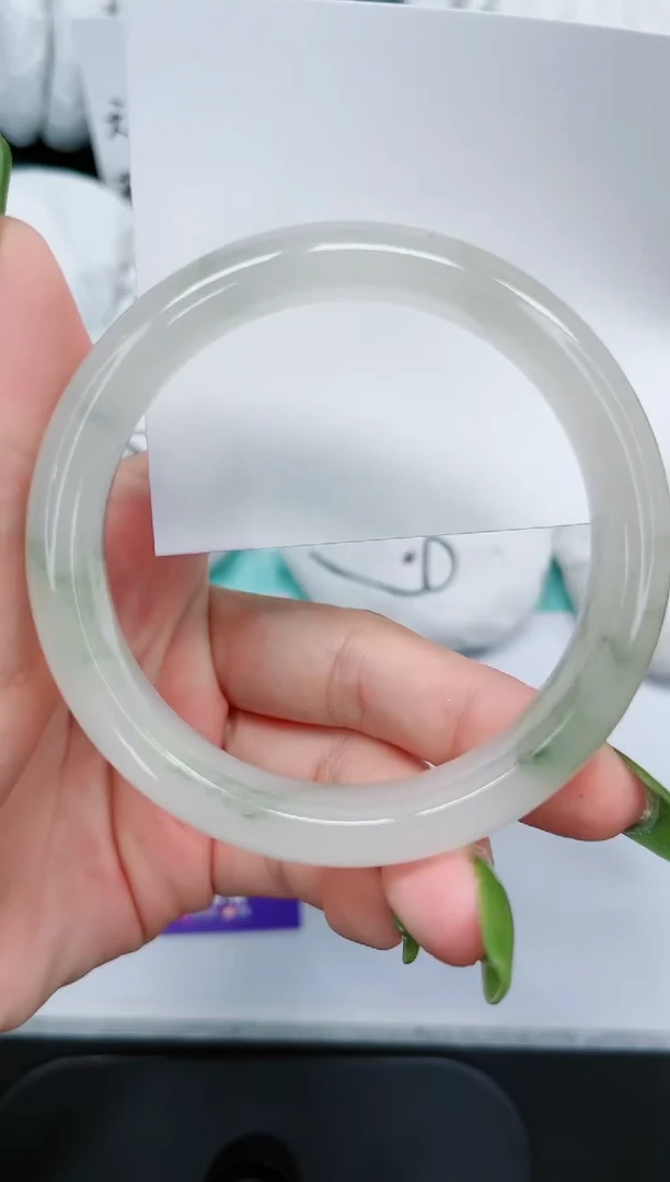 石英质玉手镯未镶嵌63/54