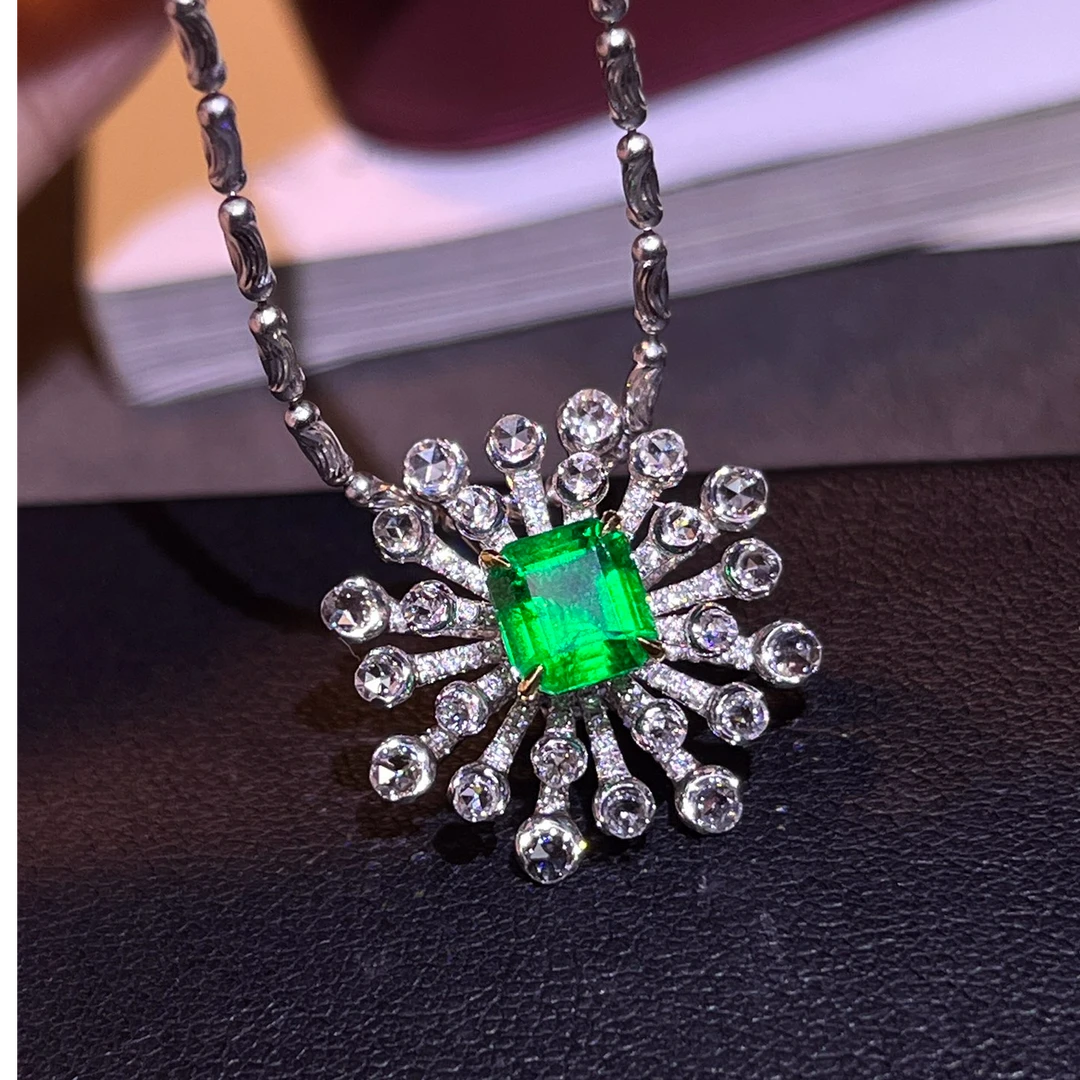 18K金赞比亚天然沃顿绿祖母绿戒指（两用款/不含链）气质轻奢复古