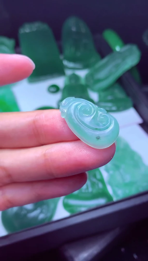 未镶嵌定制翡翠一**海天然翡翠A货 官方基地发货