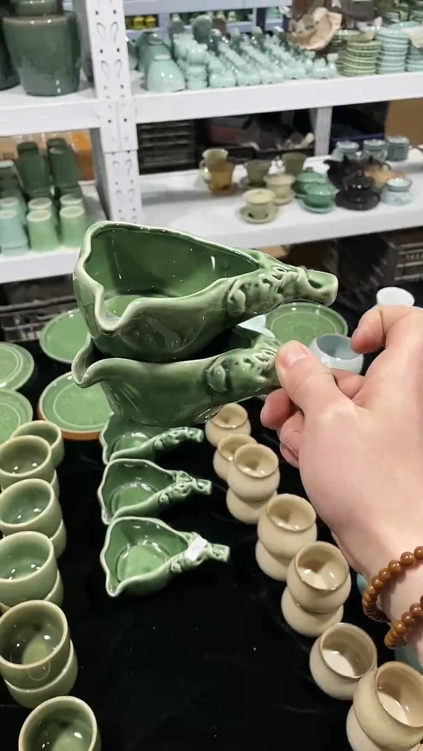 【闪购商品】2个 特价 微瑕 慧仙青瓷 限时福利放漏