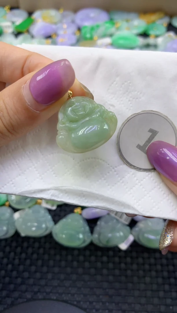 颈饰未镶嵌翡翠天然缅甸翡翠A货