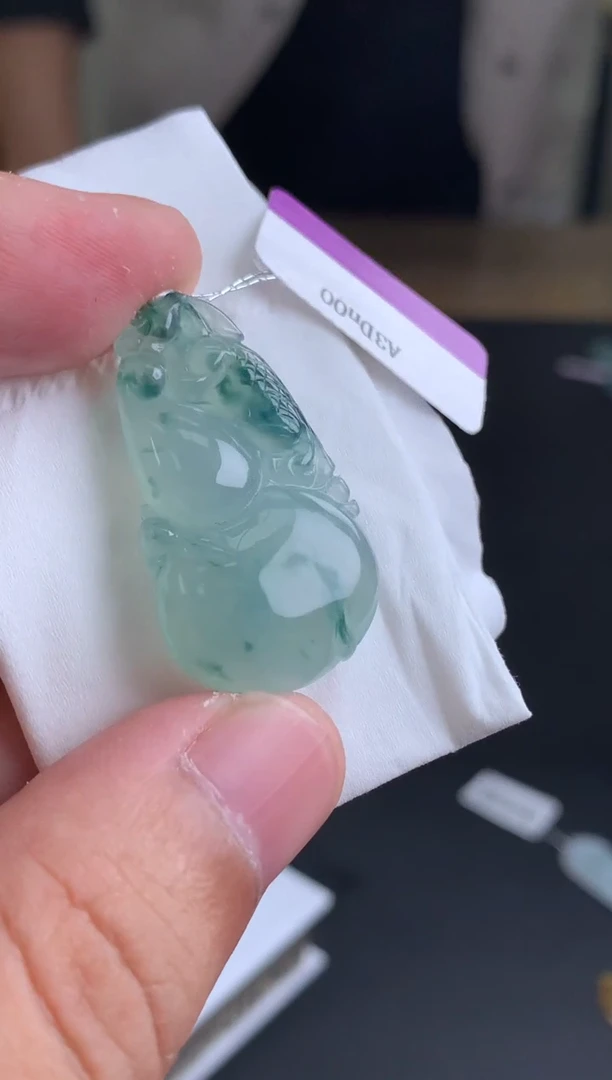 【闪购商品】定制翡翠未镶嵌翡翠