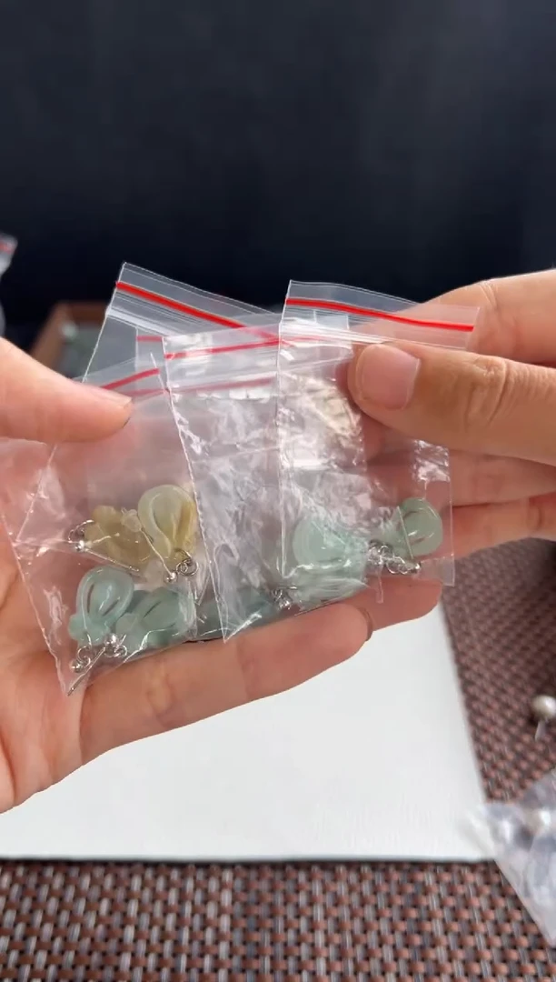 翡翠未镶嵌颈饰A33买断多样性发一
