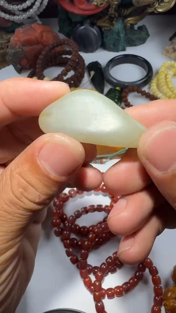 吊坠(不含链)未镶嵌和田玉吊坠