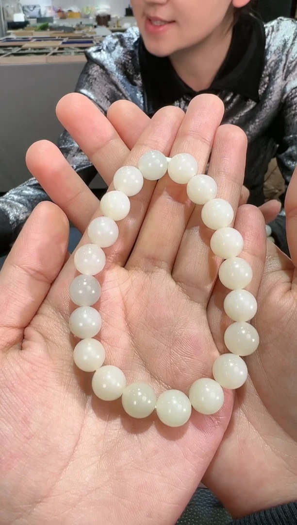 【闪购商品】和田玉手串未镶嵌且末料卡10手串