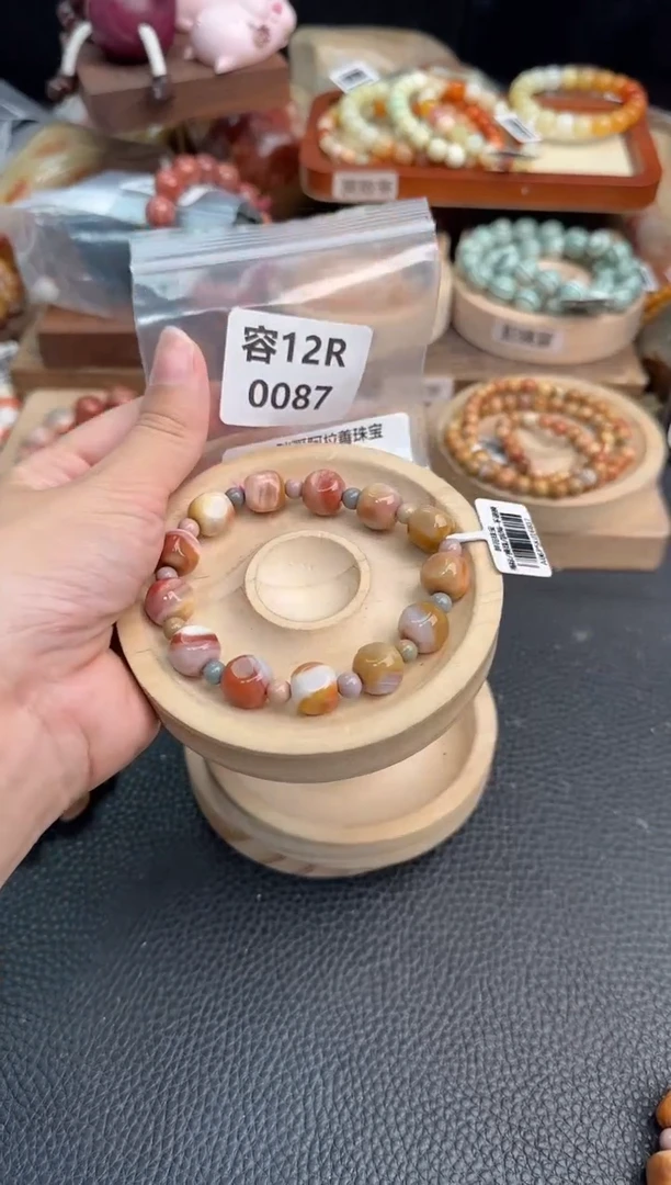 石英质玉手链未镶嵌12R0087