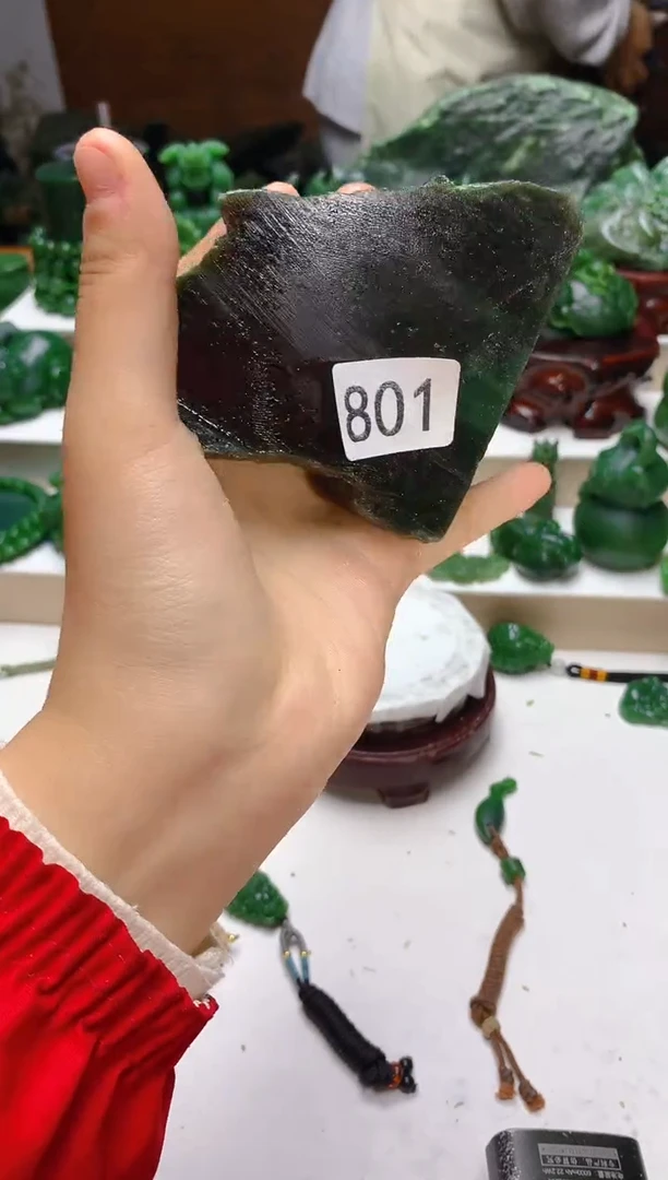 未镶嵌和田玉（碧玉）珠宝半成品1