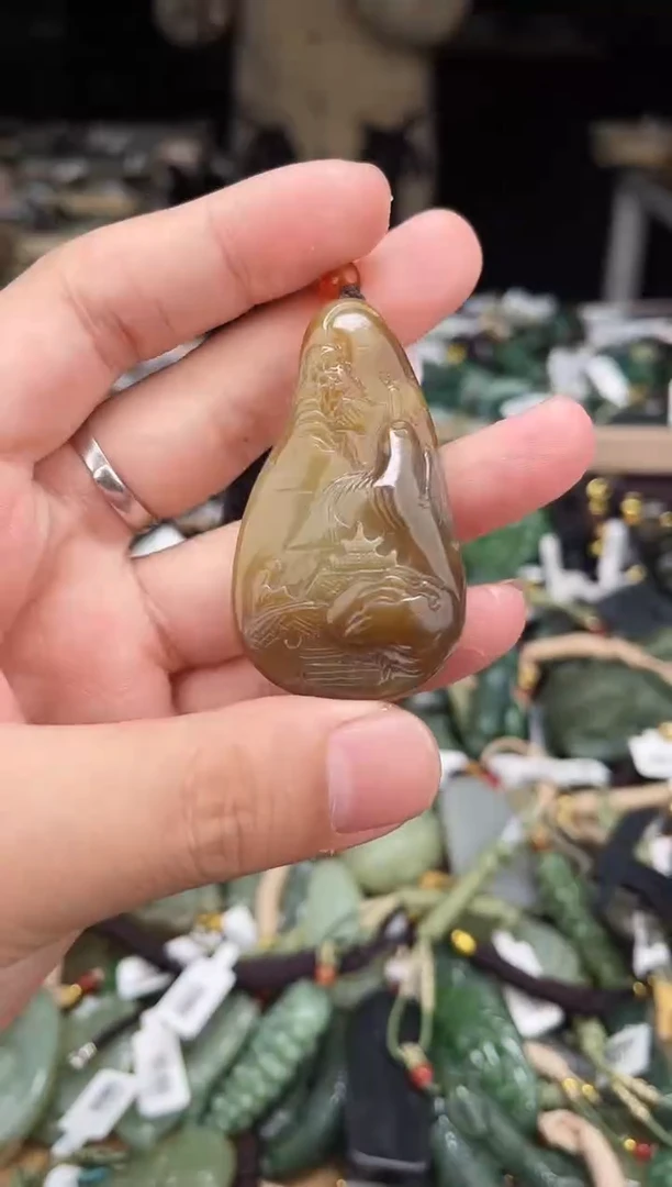 颈饰未镶嵌和田玉1