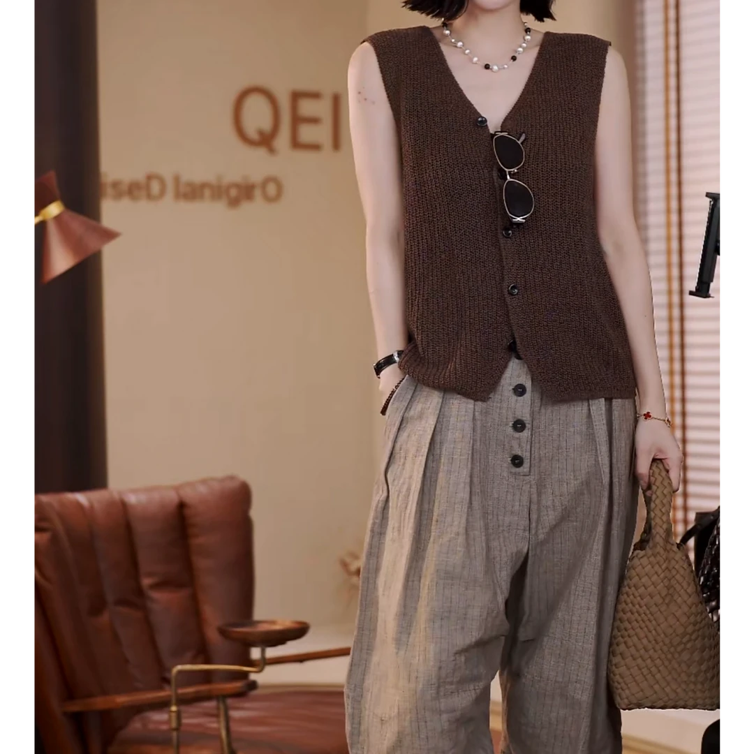 MORELAN2025春夏老钱风慵懒针织V领单排扣马甲上衣6690